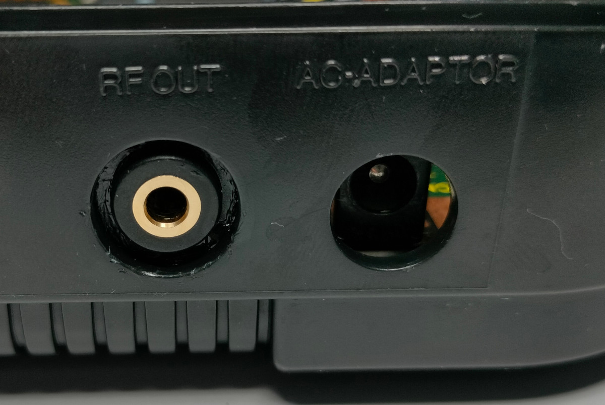 Video socket glued in position - Front view